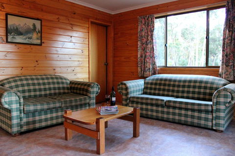 Gumleaves Bush Holidays - Yamba Accommodation 6