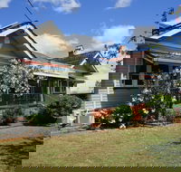 Melville House - Yamba Accommodation