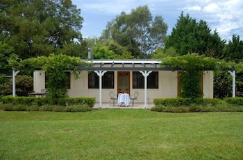 Crystal Creek Meadows Luxury Cottages - Yamba Accommodation 1