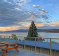 Lake Jindabyne Hotel - Yamba Accommodation