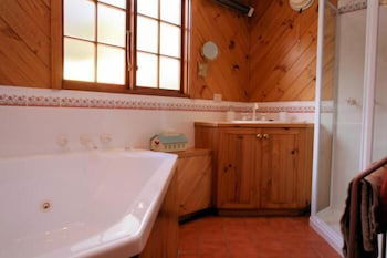 Otago Cottage - Yamba Accommodation 5