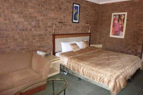 Countryman Motor Inn - Yamba Accommodation 4