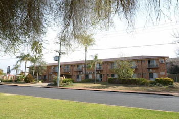 Tallarook Motor Inn - Yamba Accommodation 2