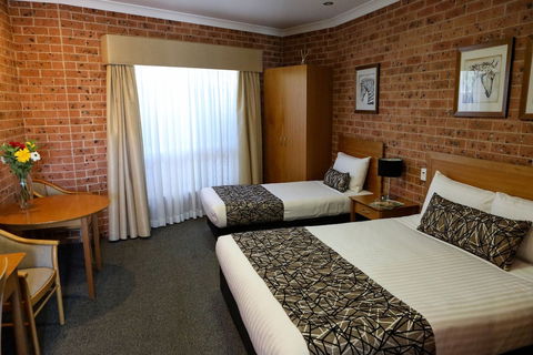 Akuna Motor Inn And Apartments - Yamba Accommodation 2