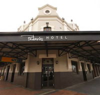 Peden's Hotel - Yamba Accommodation