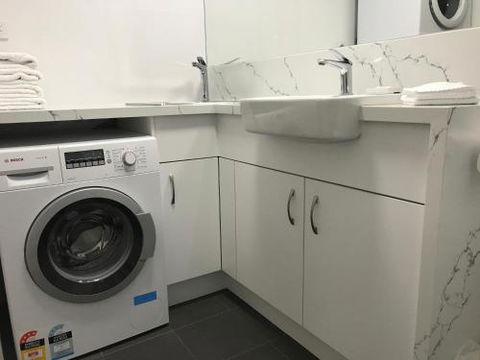 Byron Beach Flats - Yamba Accommodation 5