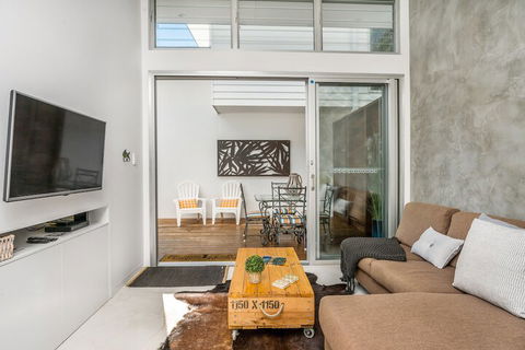 Studio 9 - Yamba Accommodation 3