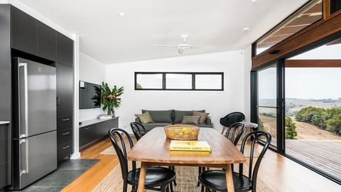 Your Luxury Escape - Carinya Cottages 4 - Yamba Accommodation 5