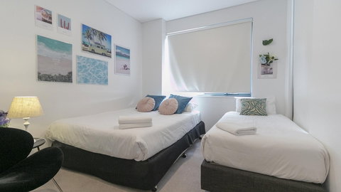 C16 Darling Harbour 2 BDR APT - Yamba Accommodation 2