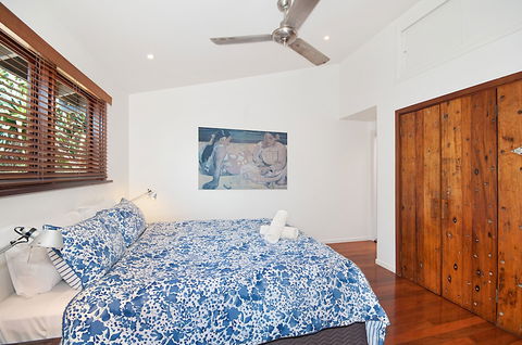 A PERFECT STAY - The Hawk At Wategos - Yamba Accommodation 6
