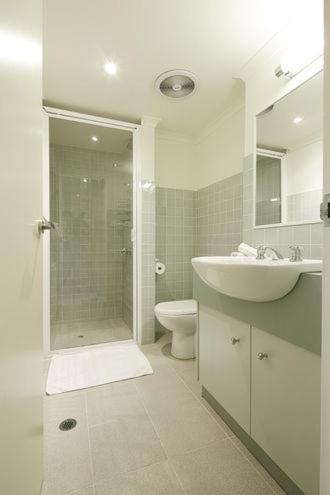 Whistler 2 - Yamba Accommodation 5