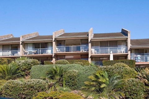 10 / 130 Lighthouse Rd Byron Bay James Cook Apartments - Yamba Accommodation 4