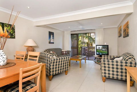 4 / 26 Paterson Street Byron Bay Absolute Serenity - Yamba Accommodation 6