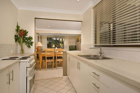 4 / 26 Paterson Street Byron Bay Absolute Serenity - Yamba Accommodation 3