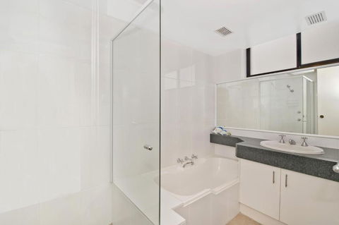 Tasman Towers 9 3 Munster Street - Yamba Accommodation 2