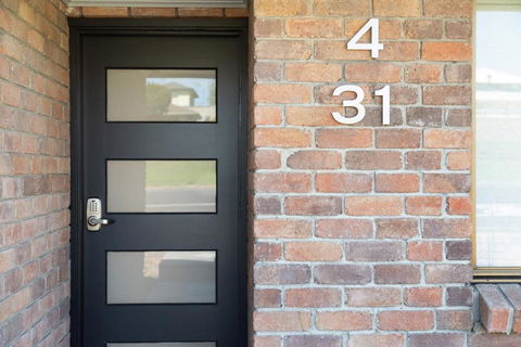City Four Apartment - Yamba Accommodation 2