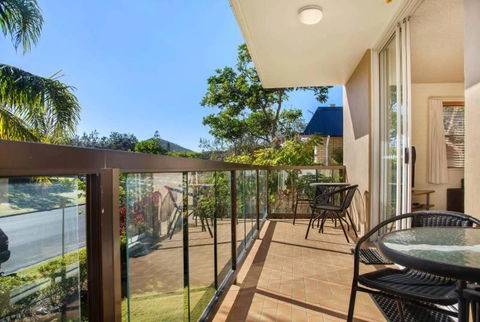 2 / 56 Lawson StreetatClarkes Beach - Yamba Accommodation 4