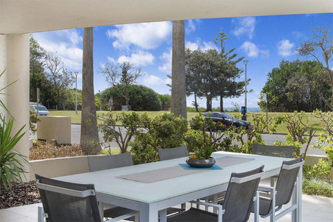 The Palms 1 At Clarkes Beach - Yamba Accommodation 2