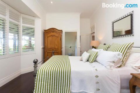 Sunrise At Sanquar Noosa Hinterland - Yamba Accommodation 0