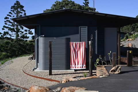 Your Luxury Escape - Carinya Cottages 6 - Yamba Accommodation 0