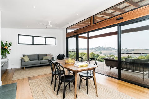 Your Luxury Escape - Carinya Cottages 6 - Yamba Accommodation 4