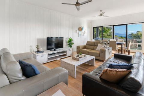 Byron Bay Treehouse On Lighthouse Road - Yamba Accommodation 6