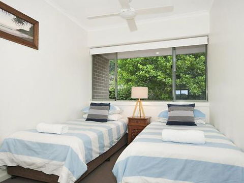 #8 James Cook Apartments - Yamba Accommodation 2