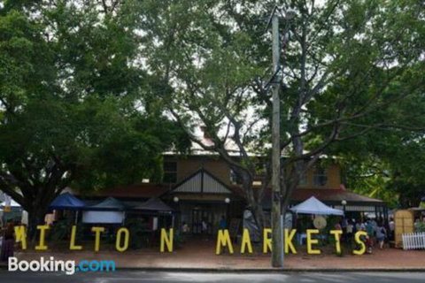 3br Stylish Apt CBD River & City Views SpaSaunaPoolWIFINetflix - Yamba Accommodation 2