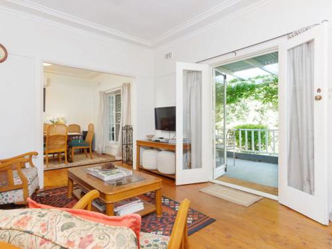 Redwood Cottage Burradoo Getaway Southern Highlands 4pm Check Out Sunday - Yamba Accommodation 5