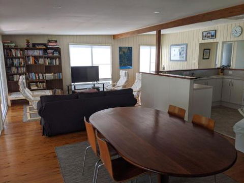 Seagrass Beach House At Hyams 4pm Check Out Sundays - Yamba Accommodation 5