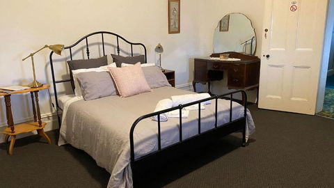 The Grand Hotel Millicent - Yamba Accommodation 2