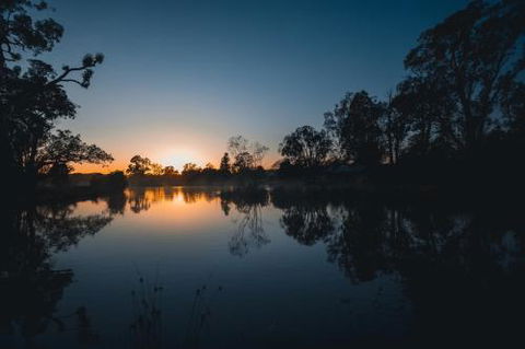 Acheron Valley Lakefront Cottages - Yamba Accommodation 4