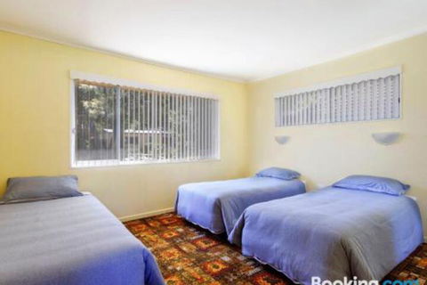 Perrumba Street Cottage - Yamba Accommodation 0