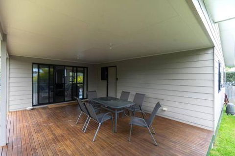 34 Ash Avenue Sandy Point - Yamba Accommodation 2