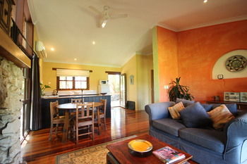 Galnyamba.Friday Creek Retreat - Yamba Accommodation 0