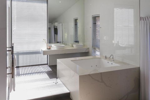 Hepburn Springs Escape Villa 7 - Yamba Accommodation 4