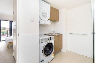 Stylish Modern Ecco Complex - Yamba Accommodation 4