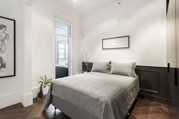 Stylish & Grand Potts Point H354 - Yamba Accommodation 3