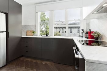 Stylish & Grand Potts Point H354 - Yamba Accommodation 1