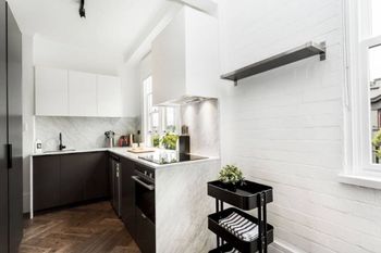 Stylish & Grand Potts Point H354 - Yamba Accommodation 4