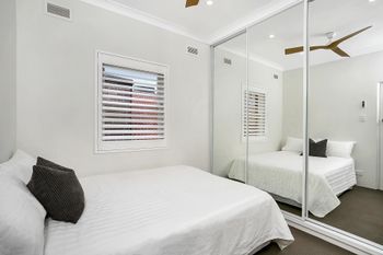 Two Bedroom Beachside Apartment CLOV4 - Yamba Accommodation 3