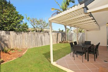 Oomoo 27a - Yamba Accommodation 2