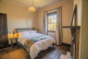Hill End Historic Cottages - Yamba Accommodation 3