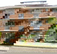 Dolphin Court unit 1 - Yamba Accommodation