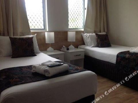 BEST WESTERN CASTLE LODGE MOTEL - Yamba Accommodation 5