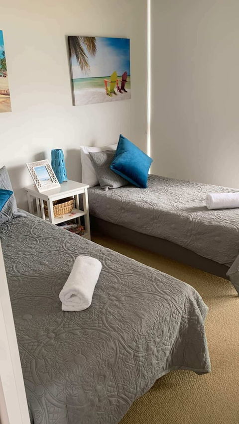 Absolute Beachfront With Views 2BR Apt - Yamba Accommodation 5