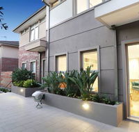 Kew Luxurious Townhouse - Yamba Accommodation