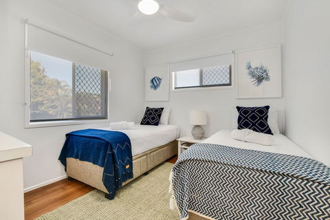Rosies Bach - BUNA5 - Yamba Accommodation 5