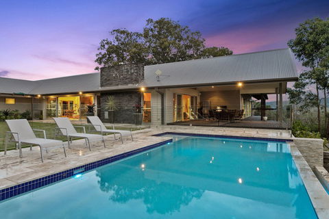 A PERFECT STAY - Serene Myocum - Yamba Accommodation 5