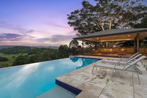 A PERFECT STAY - Serene Myocum - Yamba Accommodation 6